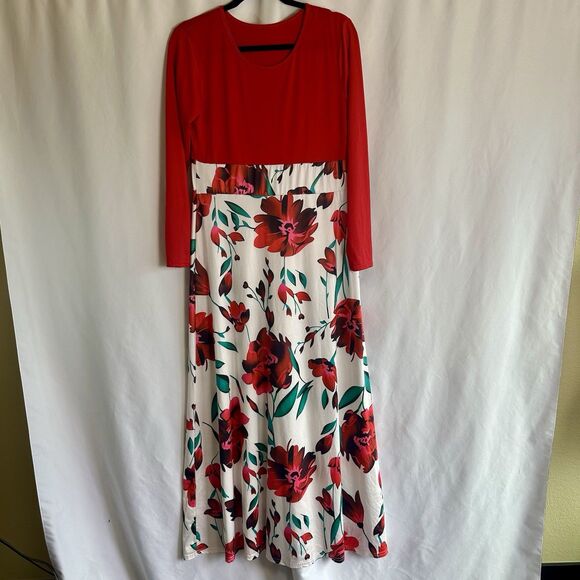 Gorgeous Dress Size Medium - Picture 2 of 5